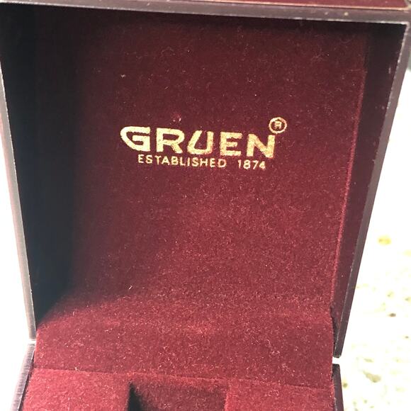 Vintage Gruen Red Original Wrist Watch Display Storage Box Case - Picture 12 of 16